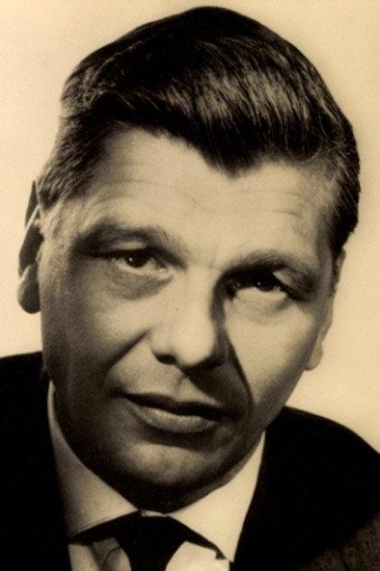 Bruno Carstens - Actor Profile Photo