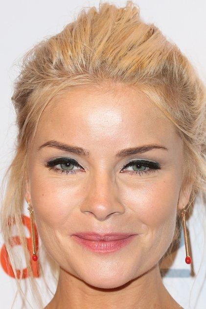 Anita Briem - Actor Profile Photo