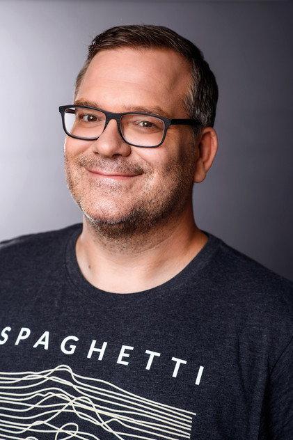 Elton - Actor Profile Photo
