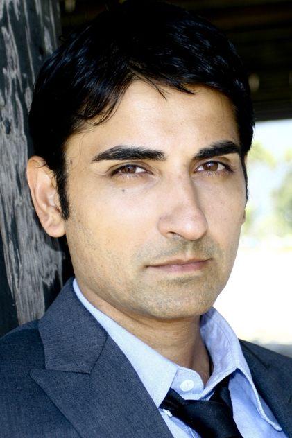 Akbar Kurtha - Actor Profile Photo