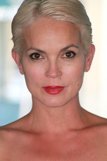 Elizabeth Gracen - Actor Profile Photo