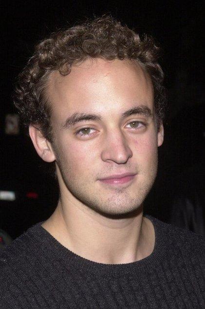 Charlie Hofheimer - Actor Profile Photo