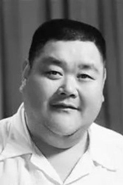 Xiucen Yin - Actor Profile Photo