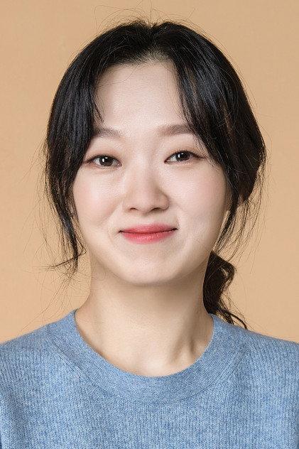 Lee Bong-ryeon - Actor Profile Photo