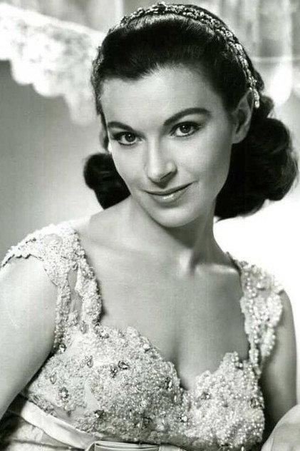 Maureen Connell - Actor Profile Photo