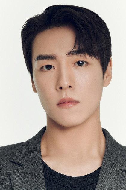 Lee Hyun-woo - Actor Profile Photo
