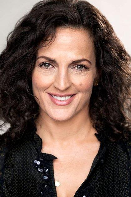 Nicole Ansari-Cox - Actor Profile Photo