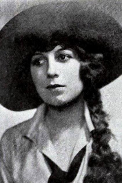 Lola Todd - Actor Profile Photo