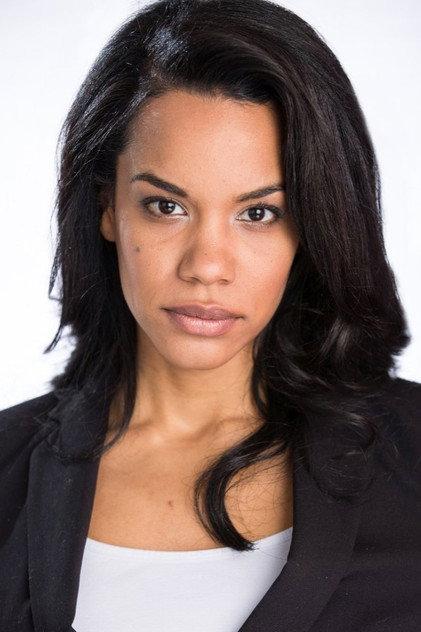 Shellie Sterling - Actor Profile Photo