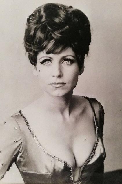 Karin Hübner - Actor Profile Photo