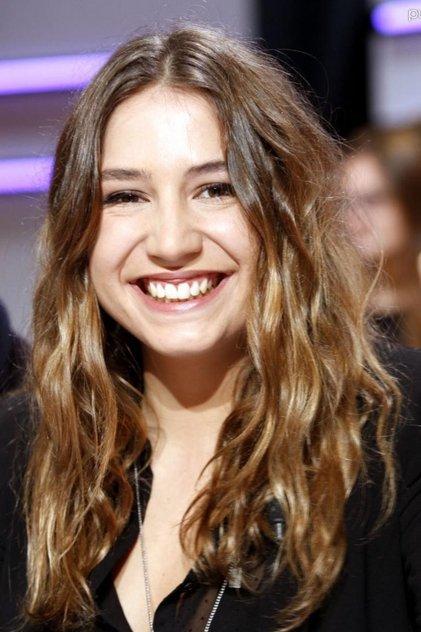 Izïa Higelin - Actor Profile Photo