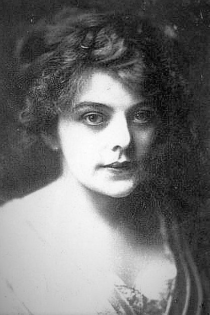 Lillian Worth - Actor Profile Photo