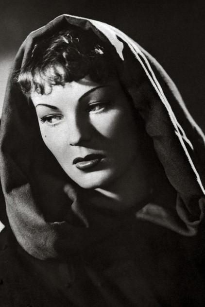 Junie Astor - Actor Profile Photo