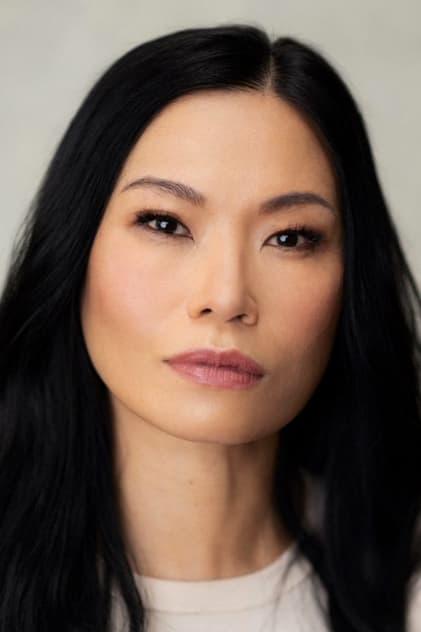 Lourdes Faberes - Actor Profile Photo