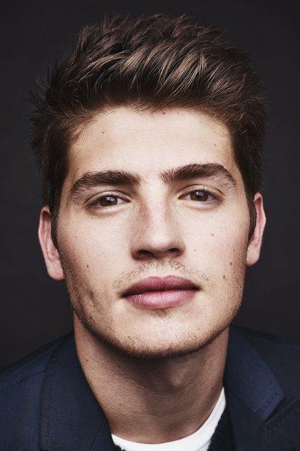 Gregg Sulkin - Actor Profile Photo