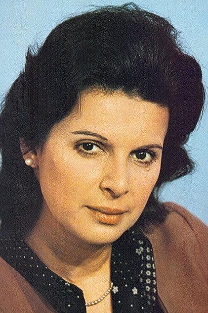 Célia Helena - Actor Profile Photo