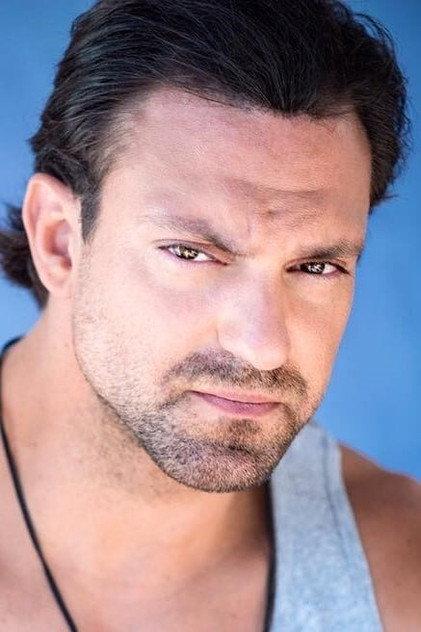 Aaron Haddad - Actor Profile Photo