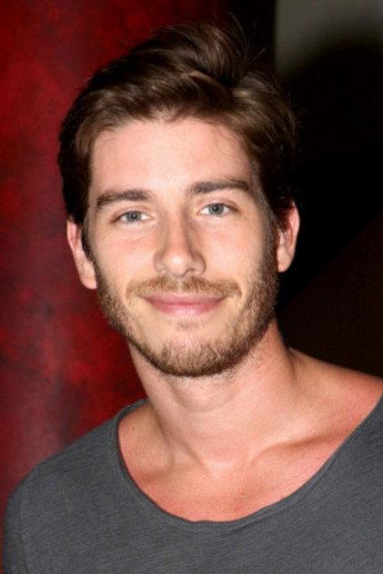 Victorio D'Alessandro - Actor Profile Photo