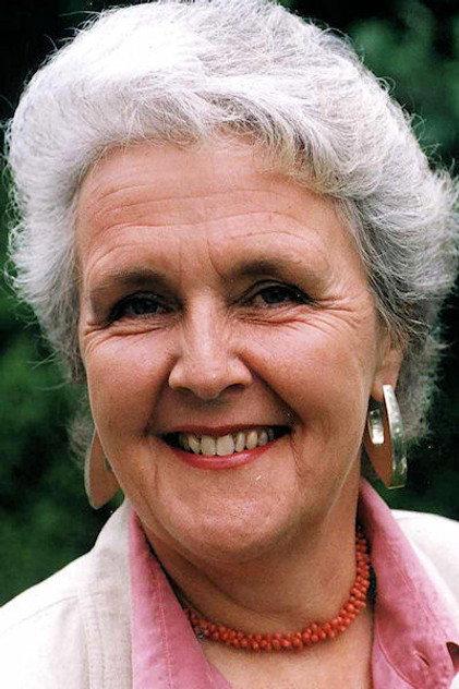 Stephanie Cole - Actor Profile Photo