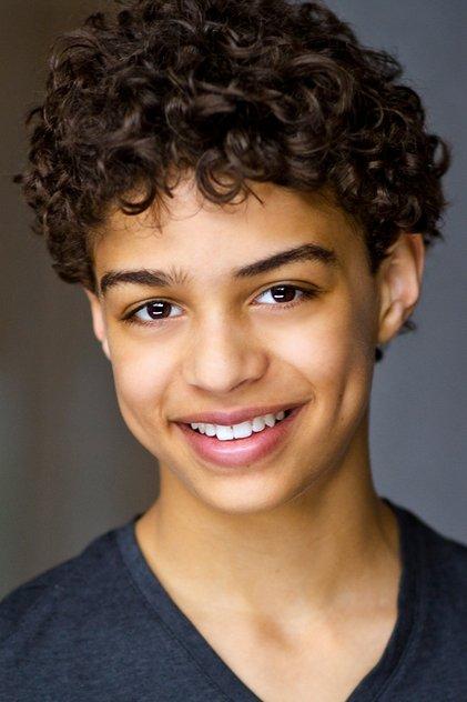 Drew Davis - Actor Profile Photo