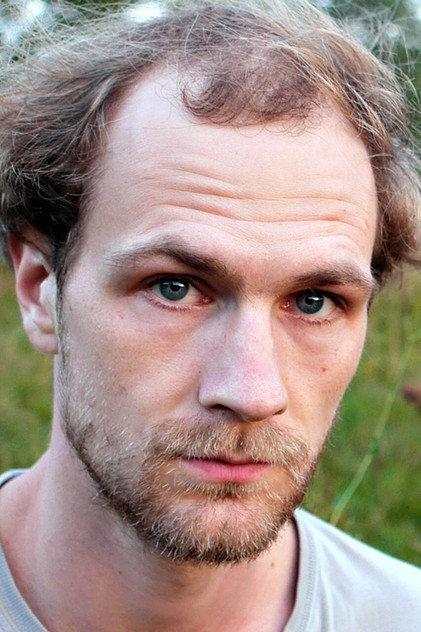 Robert Gwisdek - Actor Profile Photo
