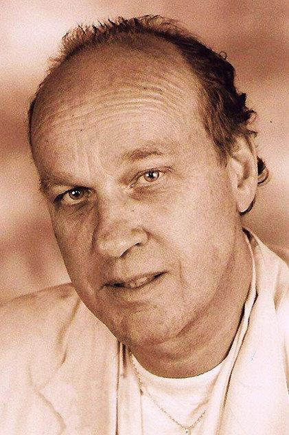 Sean Arnold - Actor Profile Photo