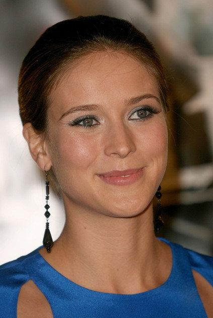 Charlotte Salt - Actor Profile Photo