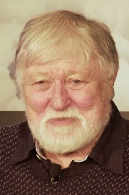 Ron Cobb - Actor Profile Photo
