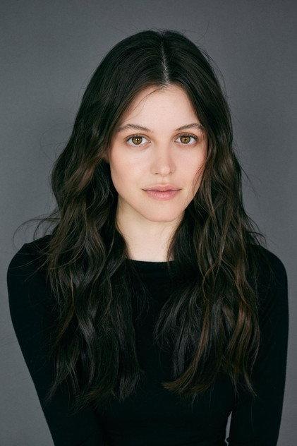 Sara Waisglass - Actor Profile Photo