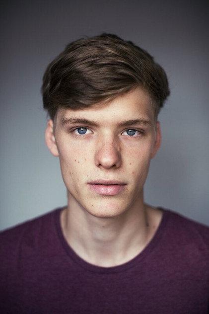 Til Schindler - Actor Profile Photo