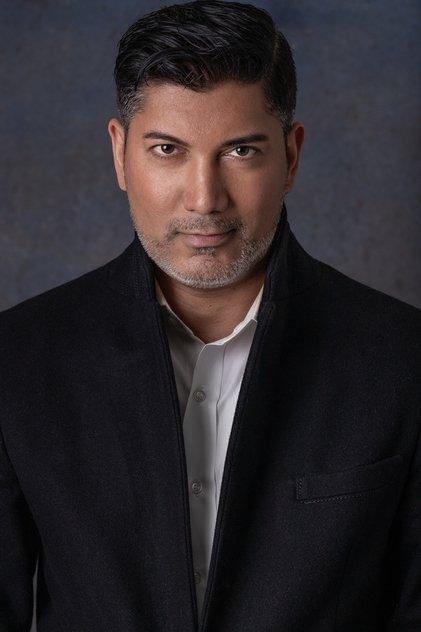 Zahf Paroo - Actor Profile Photo