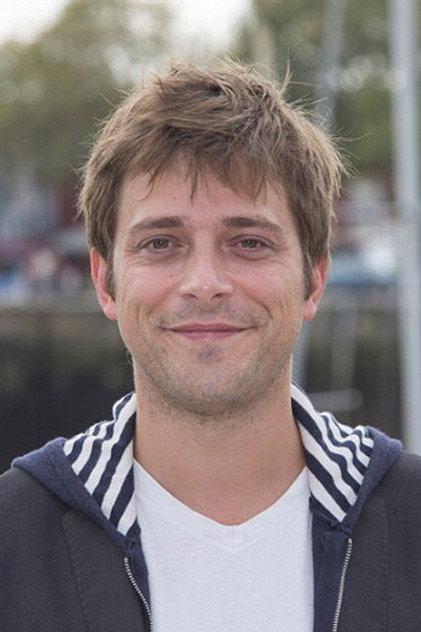 Julien Baumgartner - Actor Profile Photo