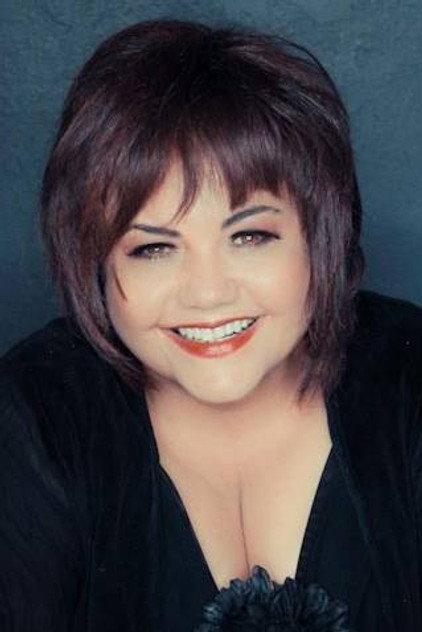 Lizz Meiring - Actor Profile Photo