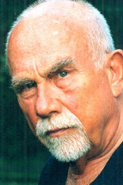 Hubert Hoelzke - Actor Profile Photo