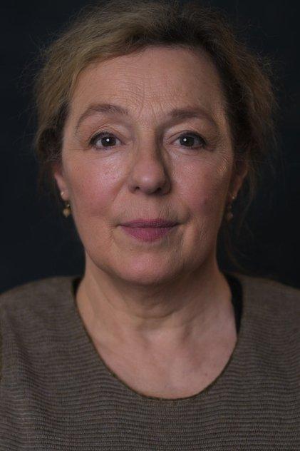 Annabelle Apsion - Actor Profile Photo