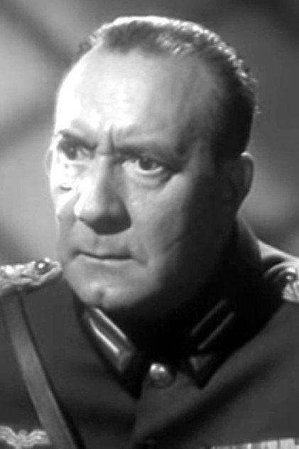 Gordon Richards - Actor Profile Photo