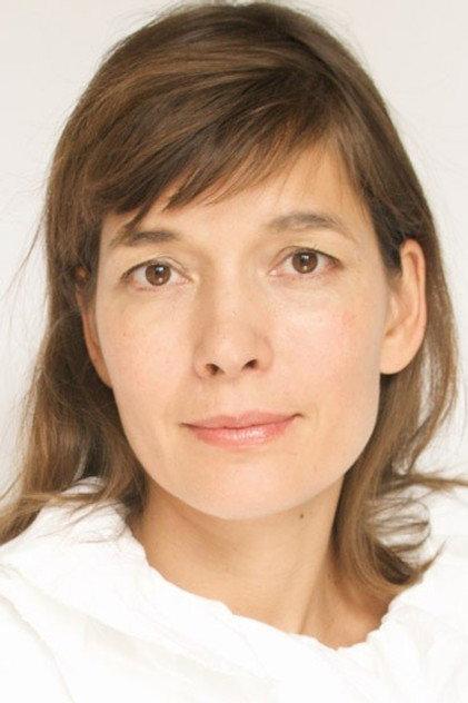 Simone Bendix - Actor Profile Photo