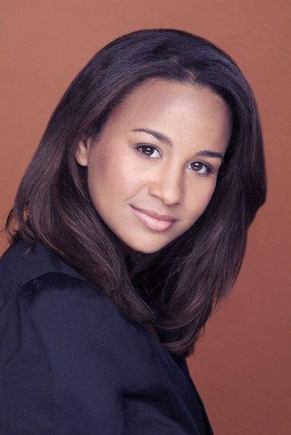 Shadia Simmons - Actor Profile Photo