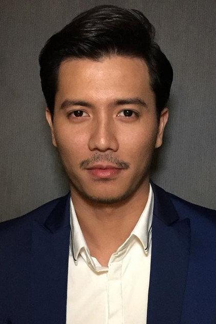 Fattah Amin - Actor Profile Photo