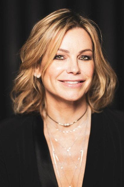 Caroline Néron - Actor Profile Photo