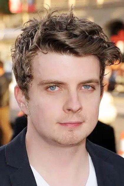 Erik Knudsen - Actor Profile Photo