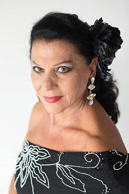Carmen Flores - Actor Profile Photo