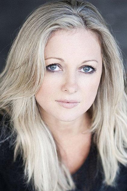 Simone Buchanan - Actor Profile Photo