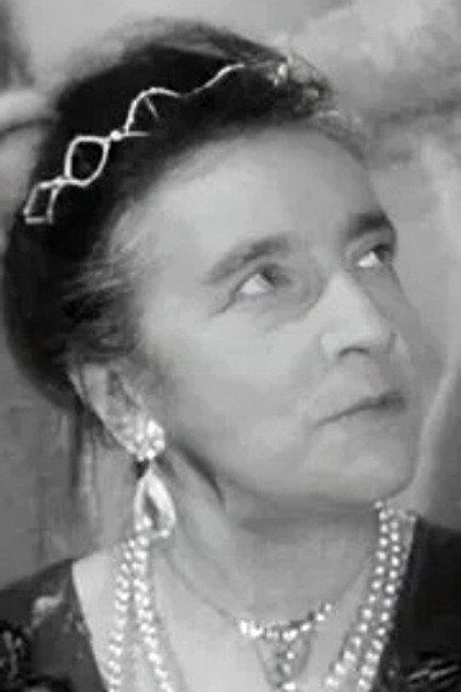 Julienne Paroli - Actor Profile Photo