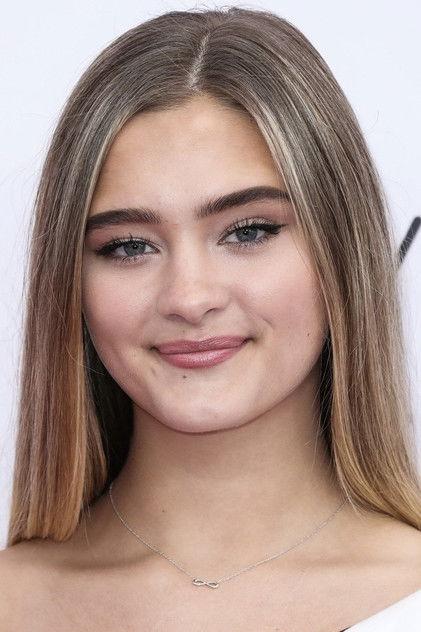 Lizzy Greene - Actor Profile Photo