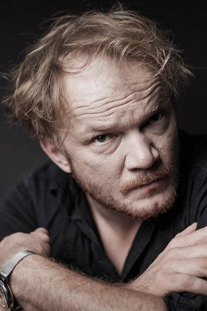 Eryk Lubos - Actor Profile Photo