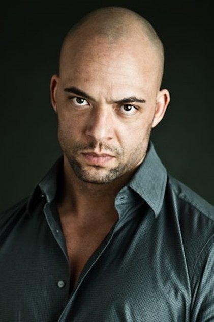 Fraser Aitcheson - Actor Profile Photo