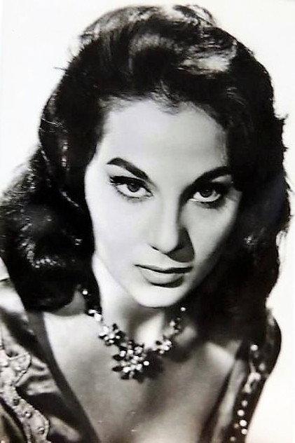 Mara Cruz - Actor Profile Photo