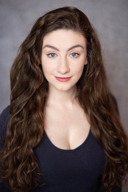 Amber Doig-Thorne - Actor Profile Photo