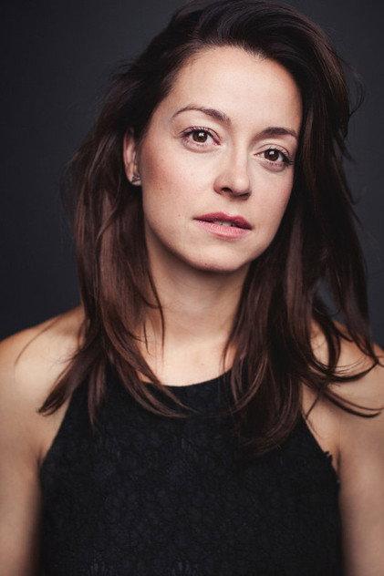 Isabelle Giroux - Actor Profile Photo